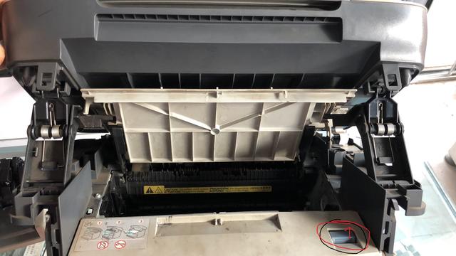 hp惠普1005打印复印一体机拆机定影更换定影膜教程(hp惠普1005打印复印一体机拆机定影更换定影膜教程)(3)