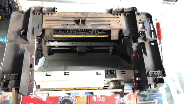 hp惠普1005打印复印一体机拆机定影更换定影膜教程(hp惠普1005打印复印一体机拆机定影更换定影膜教程)(16)