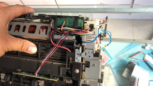 hp惠普1005打印复印一体机拆机定影更换定影膜教程(hp惠普1005打印复印一体机拆机定影更换定影膜教程)(17)