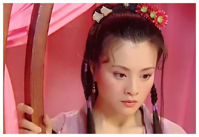 戴小华头饰的古装美人,霍思燕王艳何美细,都好看!