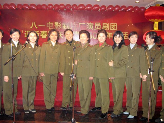 八一厂演员王孝忠简历（揭秘原八一厂的艺术家们）(14)