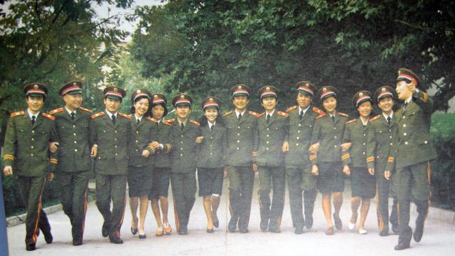 八一厂演员王孝忠简历（揭秘原八一厂的艺术家们）(12)