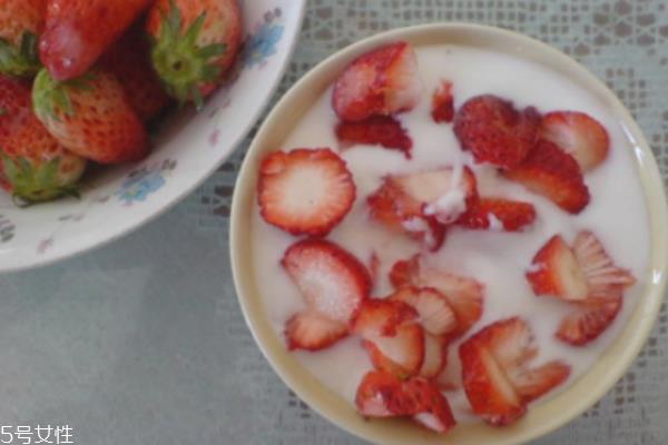 酸奶可以做面膜吗 自制全能护肤面膜