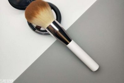 ​散粉刷第一次使用怎么清洗 怎么洗散粉刷