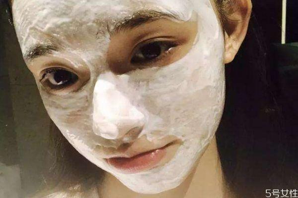 可以用肥皂洗脸吗 肥皂洗脸会怎么样呢 可以用肥皂洗脸吗 肥皂洗脸会怎么样呢