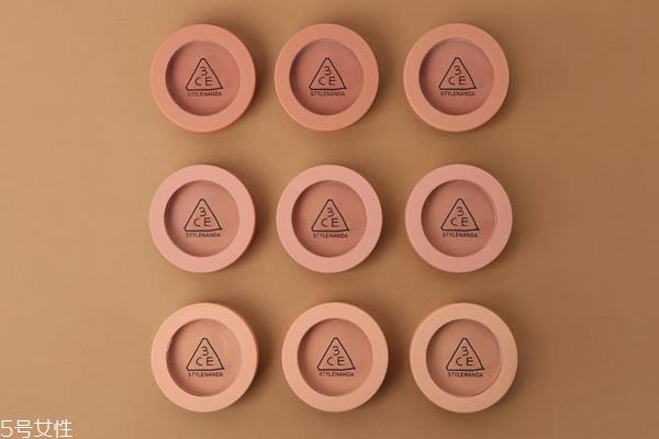 毛孔大用什么腮红 5款不显毛孔的腮红推荐