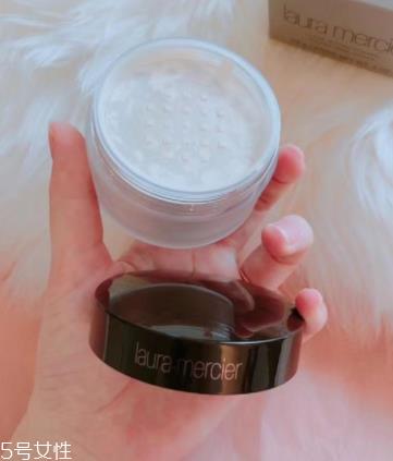 罗拉散粉香港专柜价 罗拉散粉多少钱？