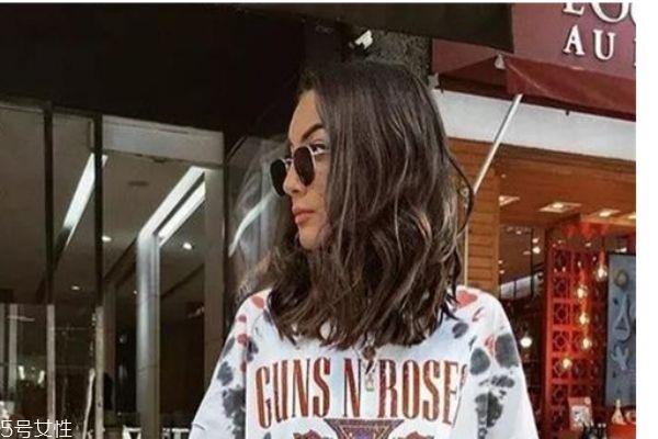 黑茶色是染的还是漂的 黑茶色适合什么肤色