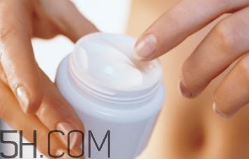 佰草集新七白美白嫩肤露怎么用_使用方法 佰草集新七白美白嫩肤露怎么用_使用方法