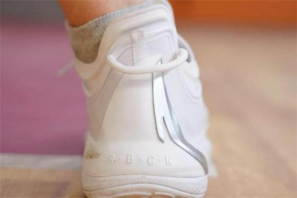 安踏海沃德一代测评 海沃德一代什么配置 安踏海沃德一代测评 海沃德一代什么配置