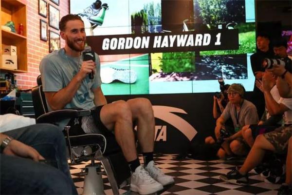 安踏海沃德一代测评 海沃德一代什么配置 安踏海沃德一代测评 海沃德一代什么配置