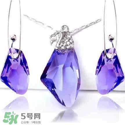 施华洛世奇是什么材质?施华洛世奇是真水晶吗? 施华洛世奇是什么材质?施华洛世奇是真水晶吗?