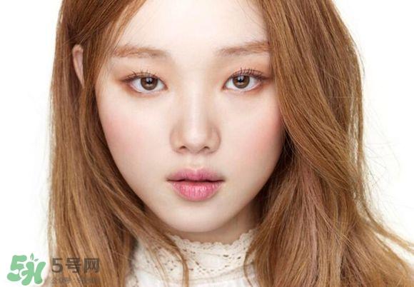 李圣经妆容怎么化?李圣经仿妆教程 李圣经妆容怎么化?李圣经仿妆教程