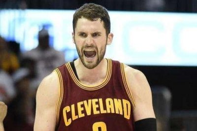 ​3年5700万！骑士又一个毒药合同来了，史密斯和汤普森终于有伴了