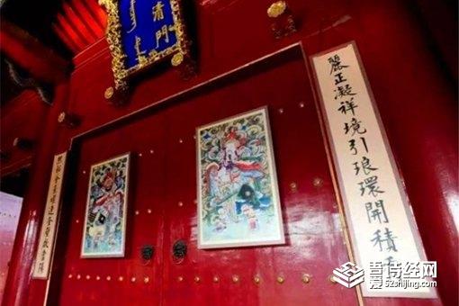 清朝皇宫对联为什么是白色 古代对联颜色有何讲究