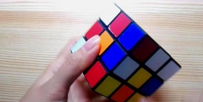 ​怎样玩魔方，怎么玩魔方教程初学？