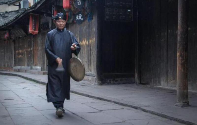 谯怎么读（中国古代为何有“更夫”这个职业？）