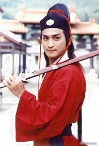 ​“展昭”何家劲被曝已婚，育有一女，与金素梅的60年之约终成泡