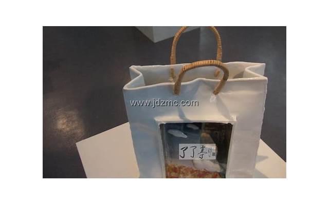  人一旦对男人动了真情，如果一个女人对你动了真情