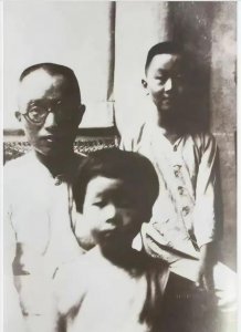 ​朱自清之子朱迈先：为什么被以“匪特”罪处死？