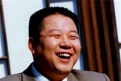 ​牛振华：从食堂大厨到春晚，48岁醉驾丧命，生命经不起一次迷瞪