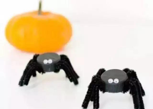 瓶盖创意手工教程，小小瓶盖大变身！