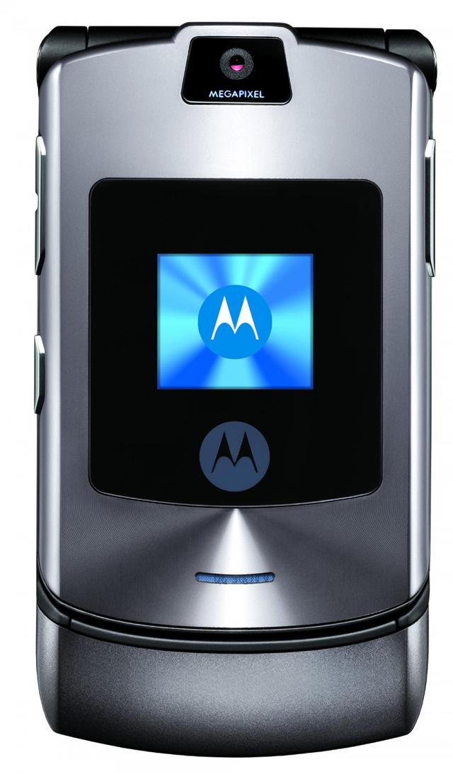 摩托罗拉razr刀锋折叠屏手机（刀锋掠影--摩托罗拉RAZR）(2)