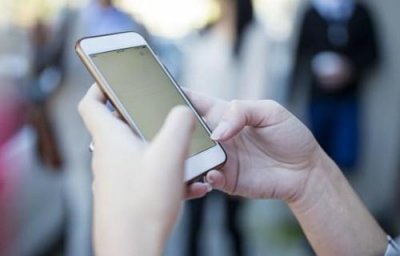 ​女朋友老说分手怎么办 为什么女生喜欢说分手