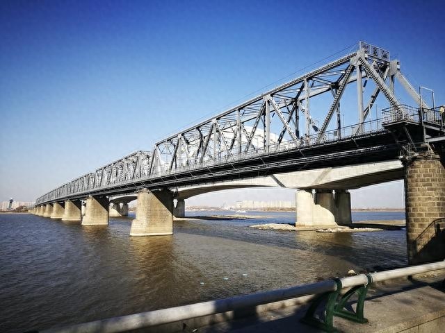 我的东北记忆，哈尔滨松花江中东铁路大桥