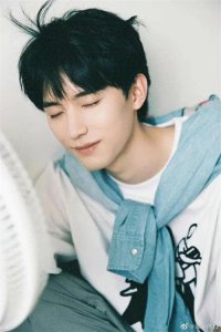 ​周翊然，崛起的新生代人气小生