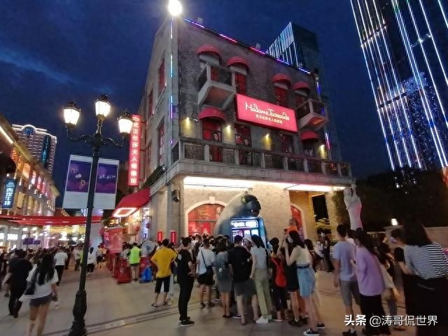 总投资500亿元的楚河汉街，你不来逛一逛吗？