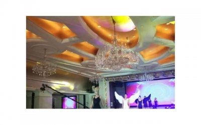 ​人生的阶段需要这样度过，三十如狼，四十如虎，五十坐地能吸土