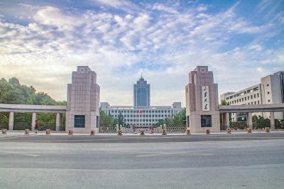 ​2024山东高校最新排名出炉！略有调整，青岛前5，齐鲁前10