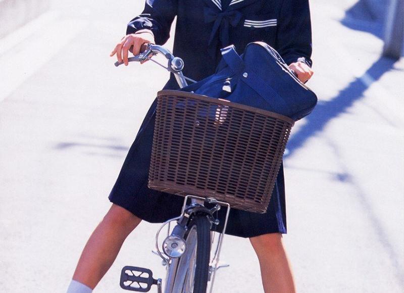 我爸要与叔叔老死不相往来,7年后接到婶婶电话,他拿起刀就跑了 我爸要与叔叔老死不相往来,7年后接到婶婶电话,他拿起刀就跑了