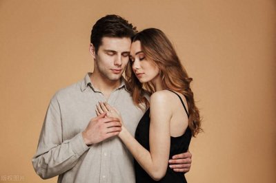 ​性行为在情感关系中的角色：如何平衡爱与欲？