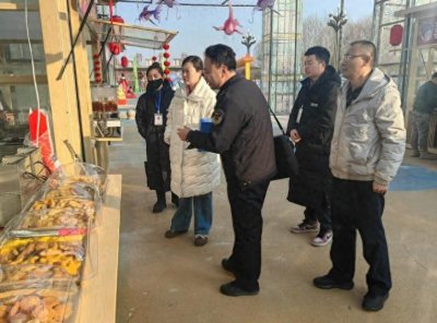 ​“三点一线”为首届银川花博园山海灯会保驾护航